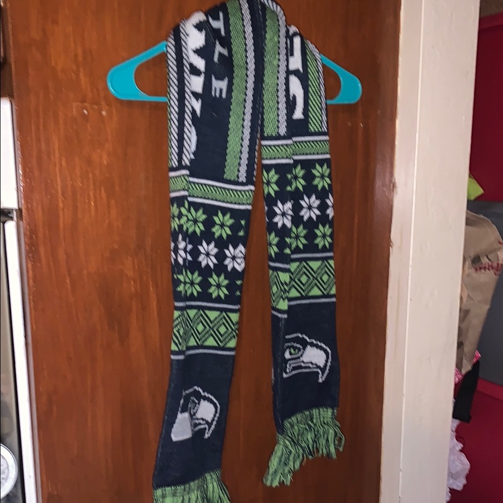 Seattle Seahawks Knit Scarf - Blue and Green